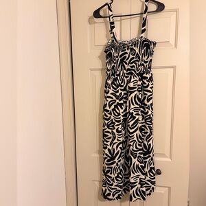 Maurices Black & cream Striped midi dress with Ring-Strap (adjustable).